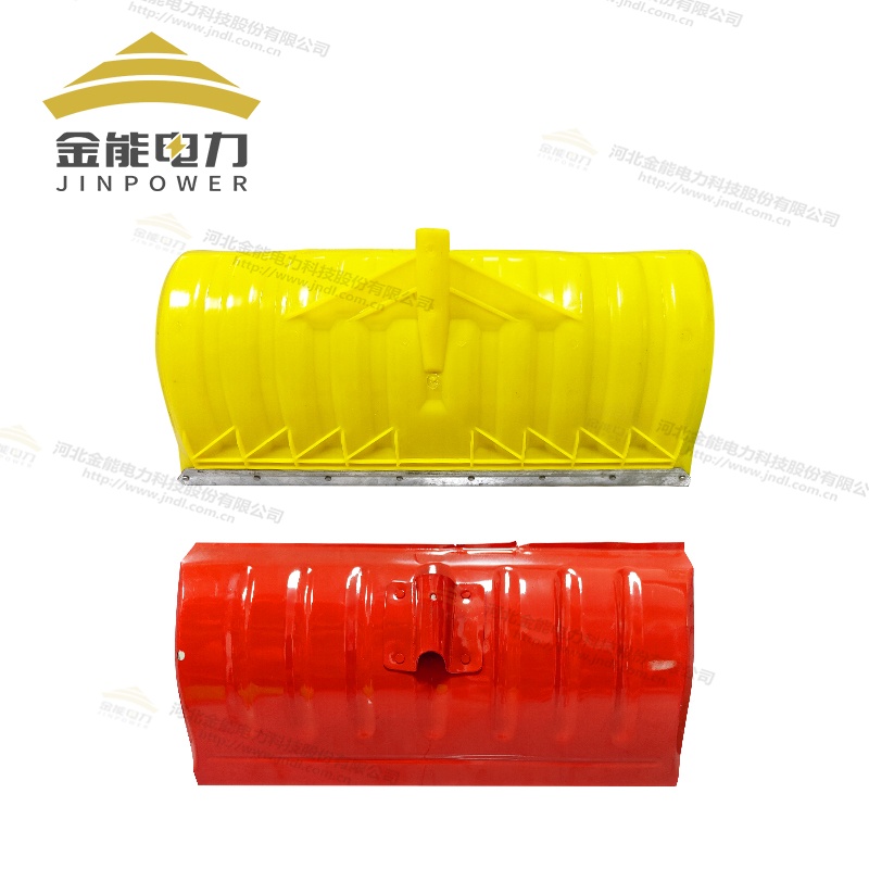 復合PE/鐵質雙材質推雪板加強筋設計